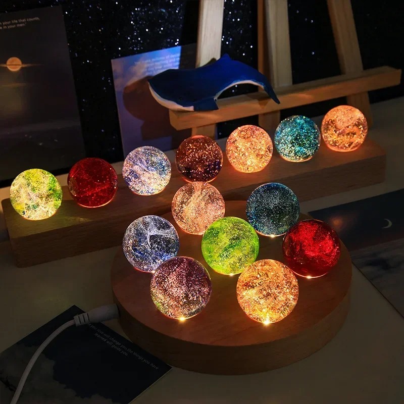 Boule d'étoile en verre coloré - Solar System Orrery avis et prix